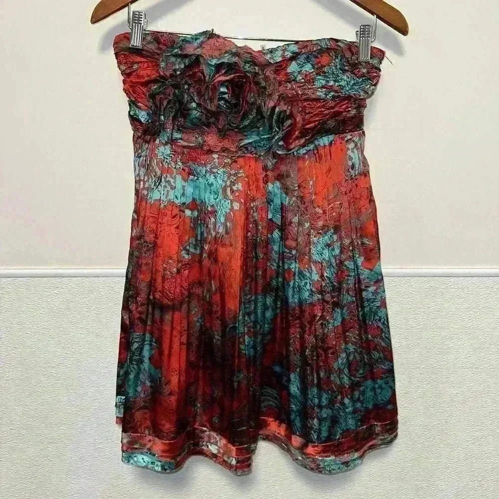 Deja Vu Strapless Formal Style Dress / Red & Blue